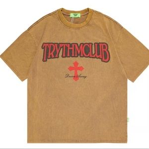 TRYTHMCLUB Tee
